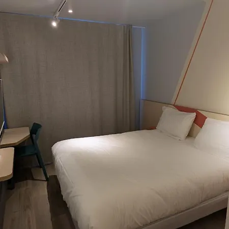 Ibis Budget La Rochelle Puilboreau Exterior photo