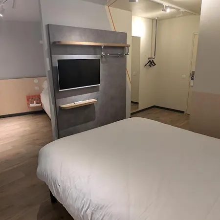 Ibis Budget La Rochelle Puilboreau Exterior photo
