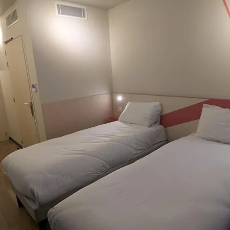 Ibis Budget La Rochelle Puilboreau Exterior photo